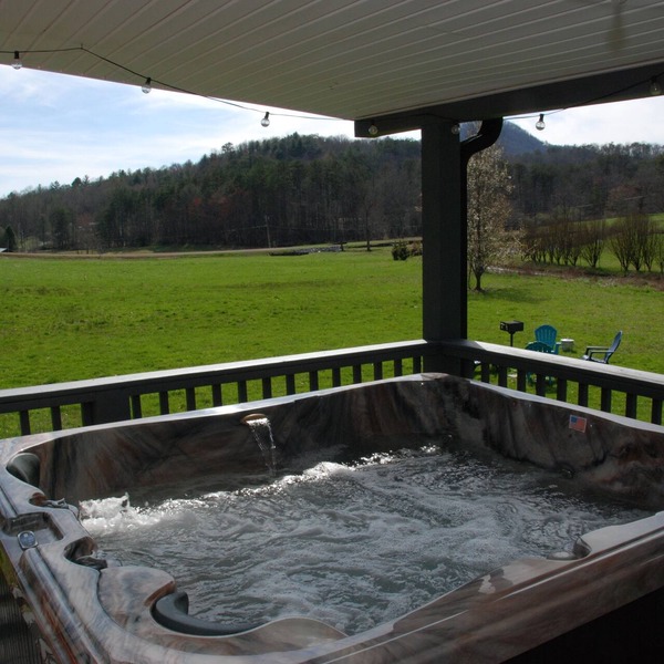 Blue Ridge Cozy Cabin with Full Mountain View