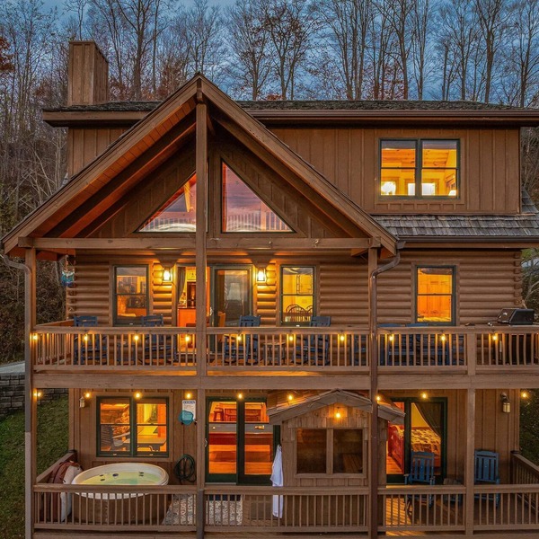 Blue Ridge Mountain Cabin With Stunning Views