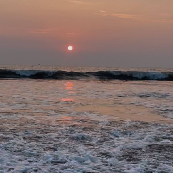 Blue Waves Beach Stay