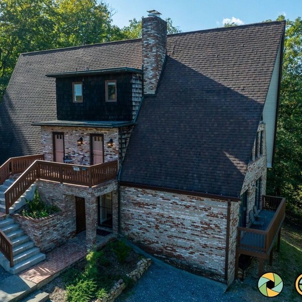 Bluebird Chalet - Swiss-style luxury w/hot tub