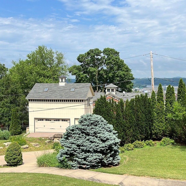 Blufftop Villa
