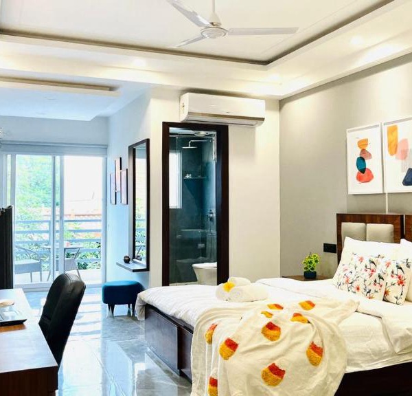 BluO Studio2 DLF Cybercity - Balcony, Gym TT, Lift