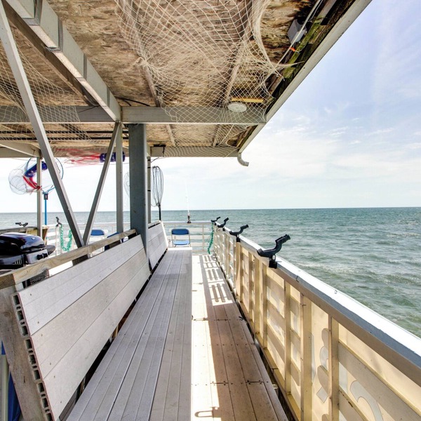 Boat + Fish on Mille Lacs Lake: Walleye Cabin