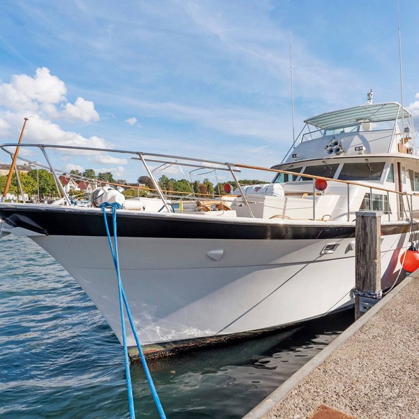 Boat 'Ocean Motion' with Sea View, Private Terrace, and Wi-Fi