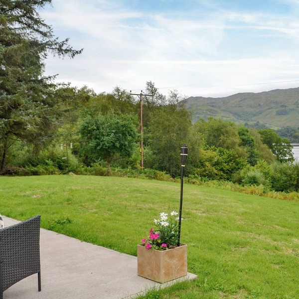 Boatman's Cottage at Invernian Mor