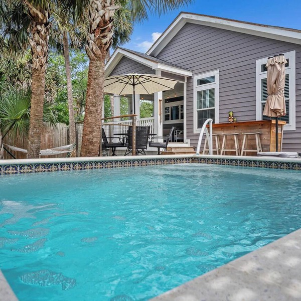 Boatyard Oasis | Pool | Mins to DNTN l Dogs OK
