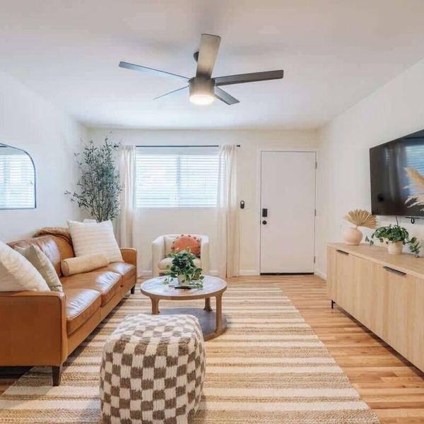 Boho Hideaway by the Sea! Walk to Beach & Cafes