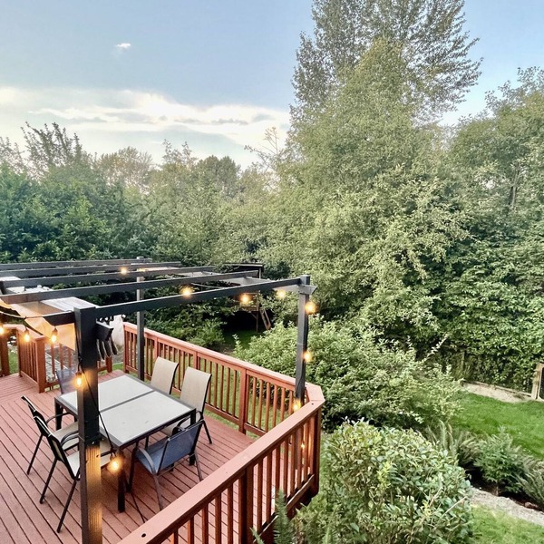 Boutique & Spacious Home w/Parking & Privacy - On Hawaiian Time