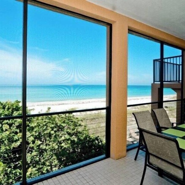 Bradenton Beach Club A - Anna Maria Island- Condo 3 Bedroom/2 Bath ocean view, maximum occupancy of 6 people.