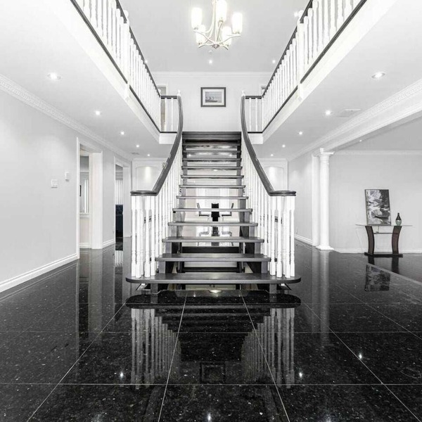 Brampton Mansion Getaway!