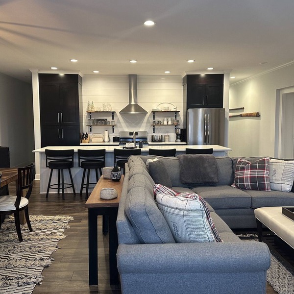 Brand New, completely remolded chic loft apartment