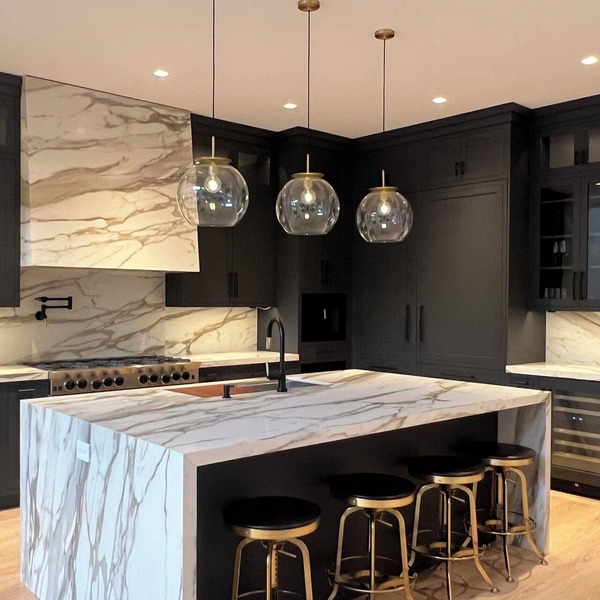 Brand New Custom Modern Barn 5-bedroom house and pool in Westhampton Beach