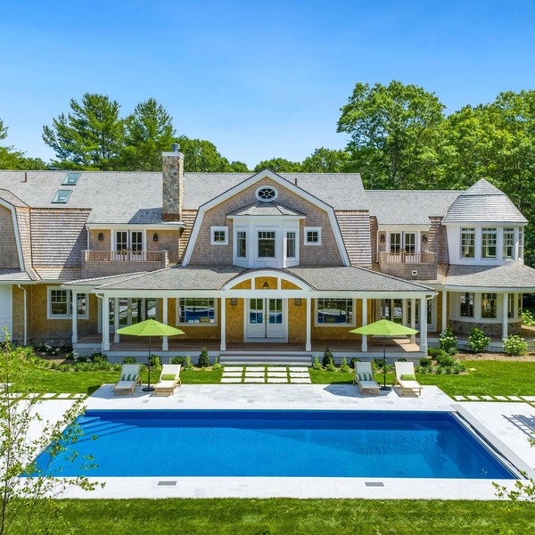 Brand New Osterville Luxury Estate Sleeps 18