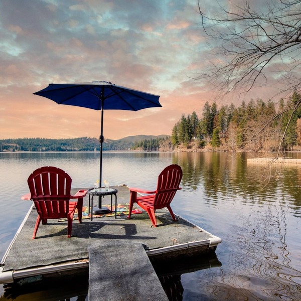 Breathtaking Lake Views | Private Dock, Fire Pit & Chef’s Kitchen