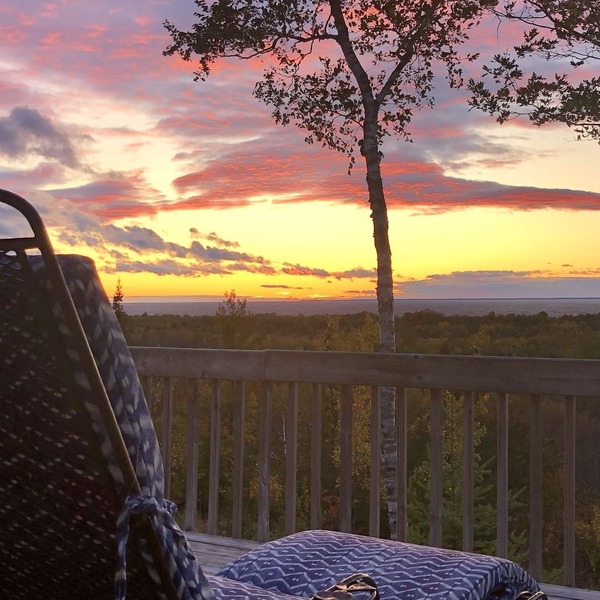Breathtaking Sunsets & Water Views in Egg Harbor - Minutes to Town/Winery/Beach!