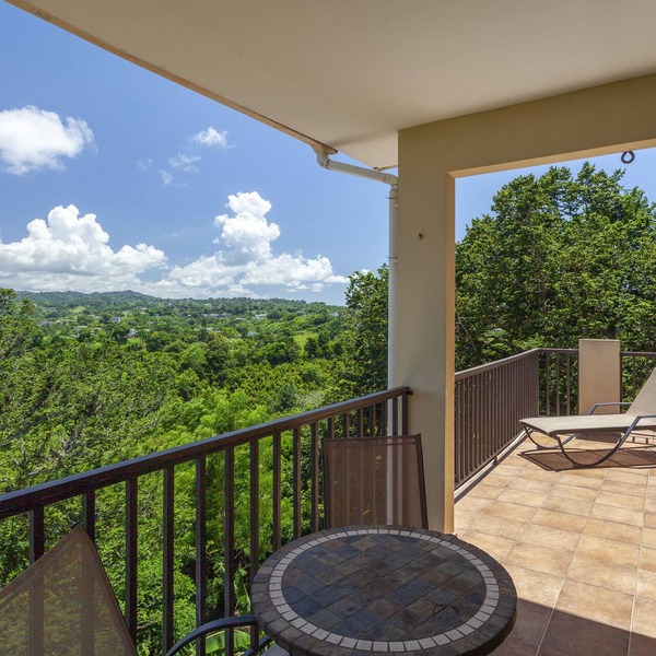 Breathtaking Two Bedroom With Panoramic View