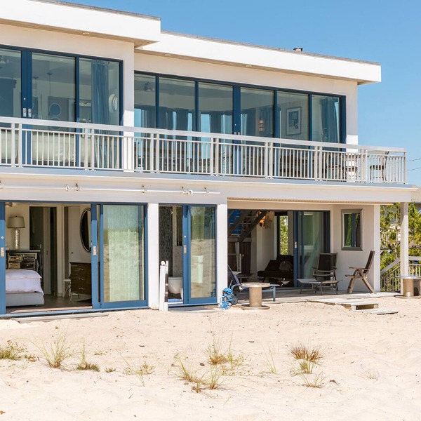 Breathtaking 2 Bedroom Westhampton Beach House with amazing views!!