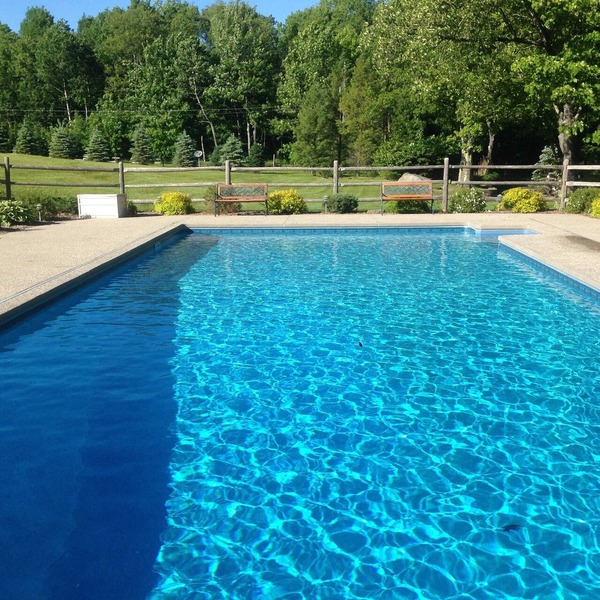Breathtaking views on Private Estate with Heated 50 foot Salt Water Pool