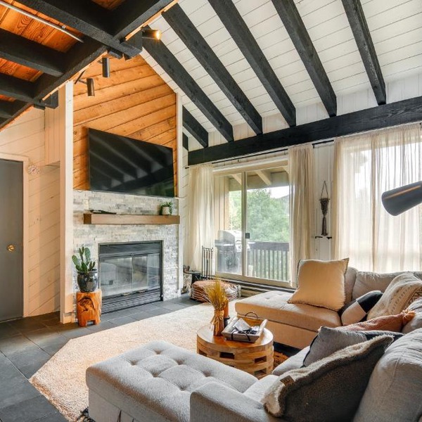 Brian Head Vacation Rental: Walk to Giant Steps!