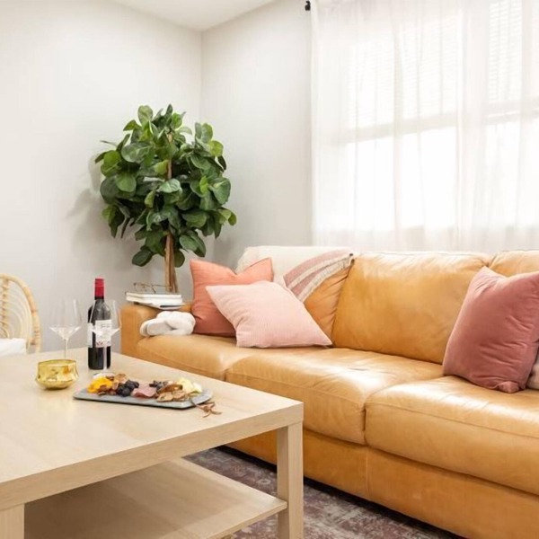 Bright&Comfy 2bed/1ba in quiet White Plains duplex