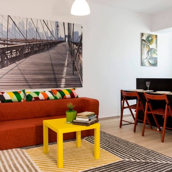 Bright Comfy Flat with a beautiful view | steps away from metro & amenities |