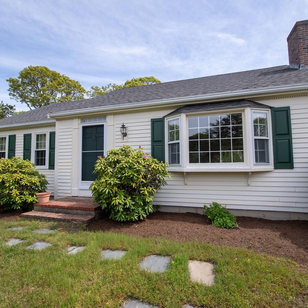 Bright & Cozy Harwich Getaway near Beach & Trails
