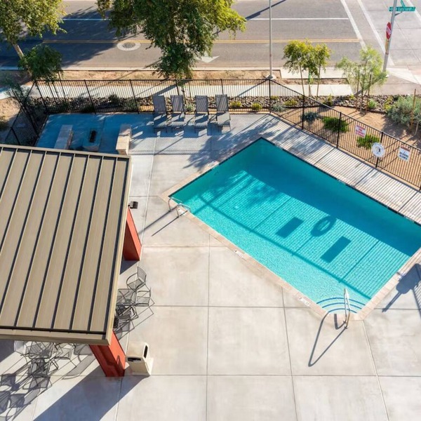 Bright & Inviting Space! Experience The Best of Avondale- Pool Access