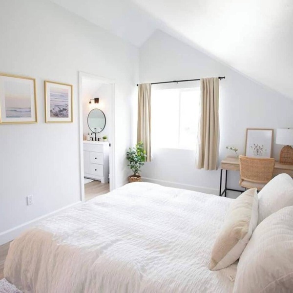 Bright, Spacious, King Bed, Family Friendly