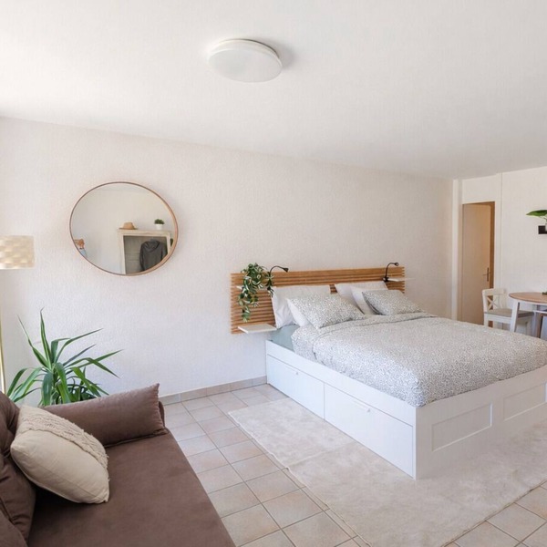 Bright studio with terrace - 30 min from Verbier - free parking