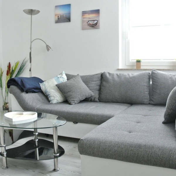 Bright terrace apartment with plenty of space