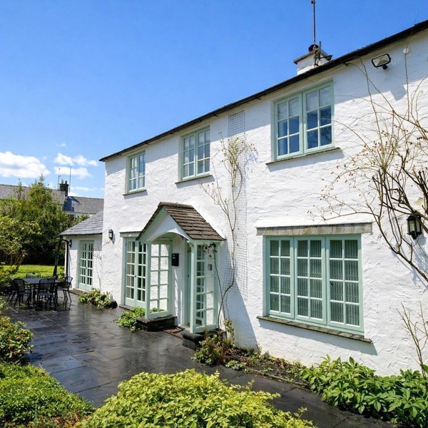 Brookside, Hawkshead with garden and private parking
