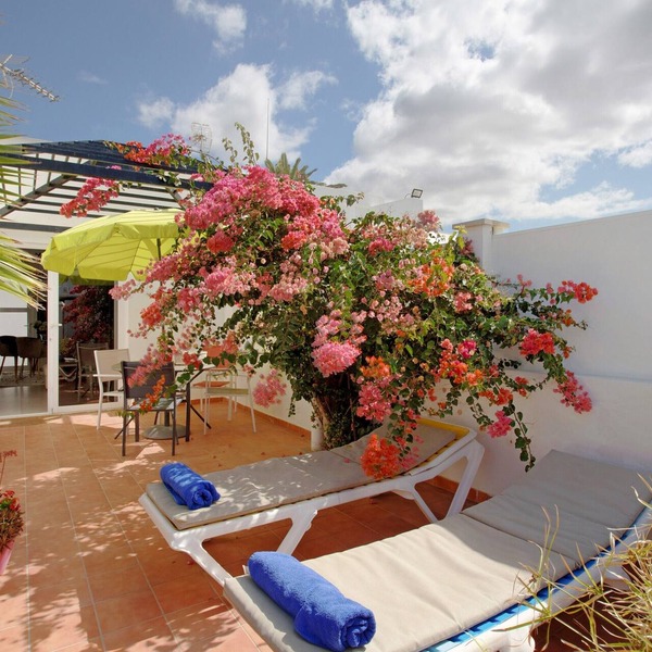 Bungalow Aloe Dunas: jardín, piscina compartida y Wi-Fi rápido en Maspalomas