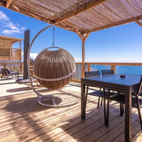 Bungalow 'Domaine Ile D'or, Segur 8' with Sea View, Shared Pool and Private Terrace
