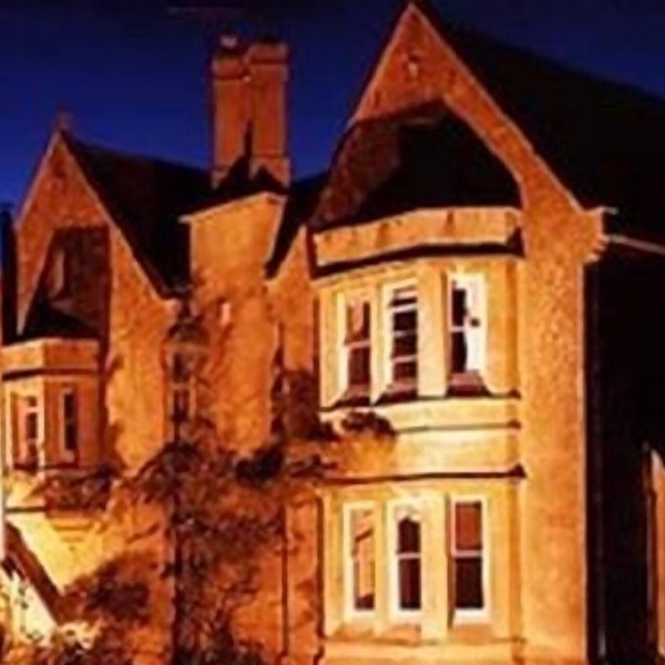 Burcombe Manor