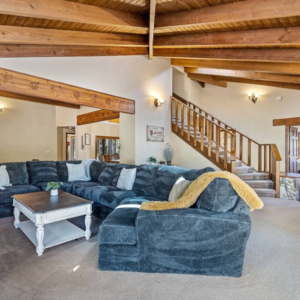 Burning Tree | 4BDR/3BA | | Spend Spring in Flagstaff!