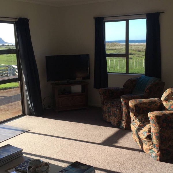 Burnview Station Beach Cottage