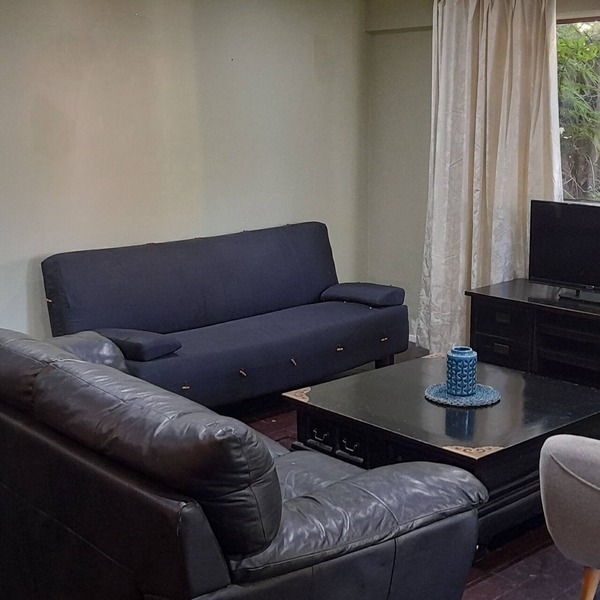 Bush Setting-Large 1 Bedroom Apartment