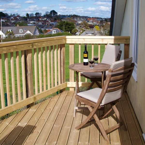 Buzzard’s Rest - A comfortable, quiet, welcoming property with ample parking.