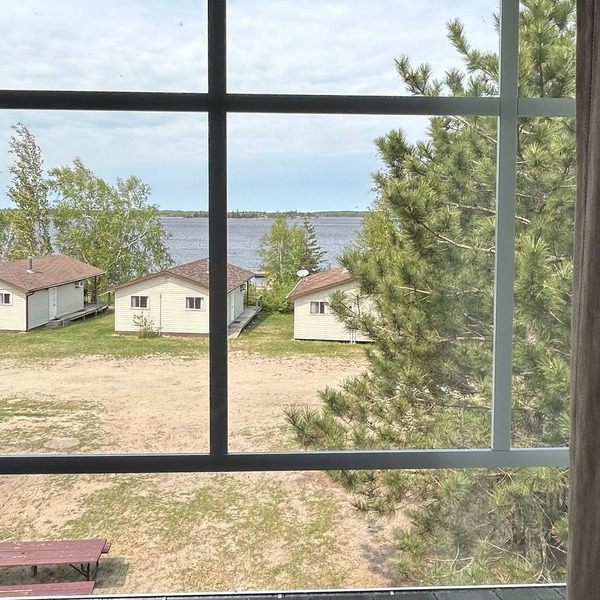 Cabin 12 "The Lookout" Lake View & Sandy Beach