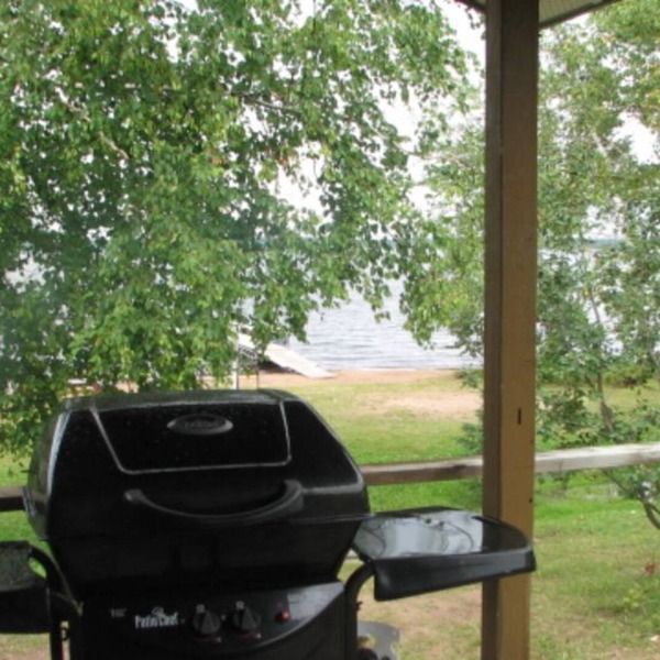 Cabin 2 - "Sugar Shores" Beach Front & Fire pit