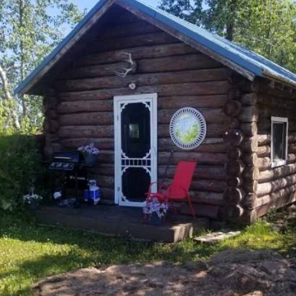 Cabin #7 - Rustic Cabin at Delaronde Resort