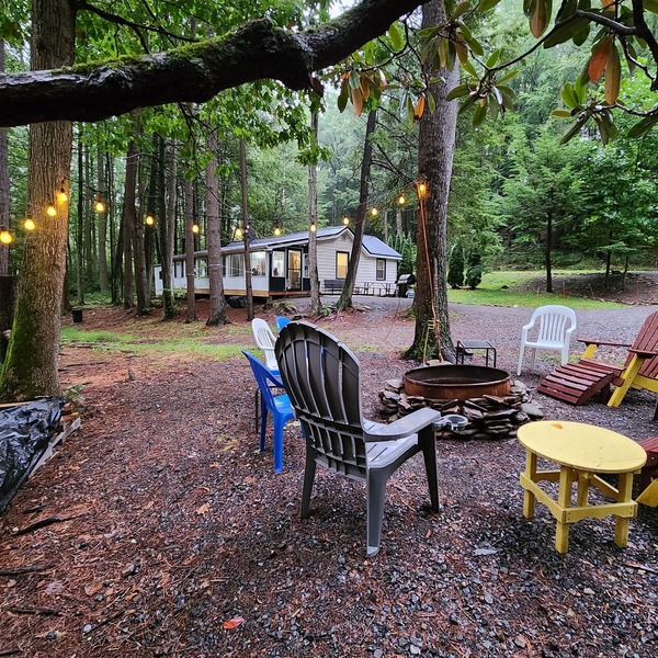 Cabin in Waterville- conv location, close to rail trail and Big Pine Creek