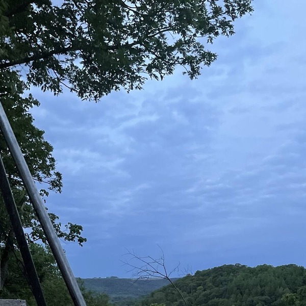 Cabin on a cliff, with amazing view, and private hiking trails!
