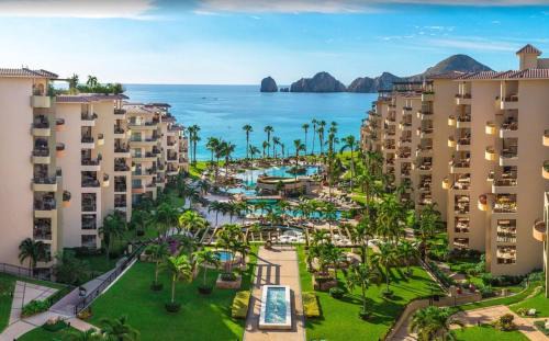 Cabo Oceanfront Luxury Villa with Resort Amenities
