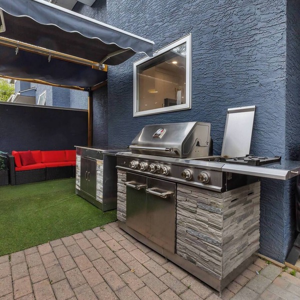 Calgary Downtown Guest House