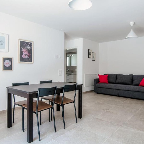 Cama Apartment 2