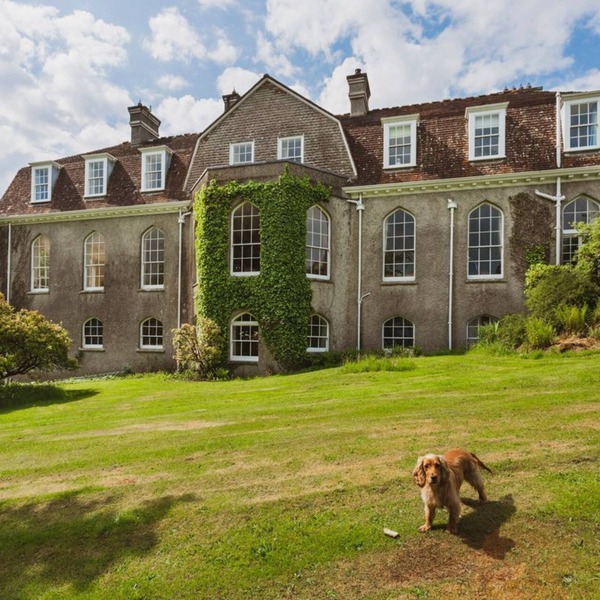 Camellia Manor - Twelve Bedroom Villa, Sleeps 24
