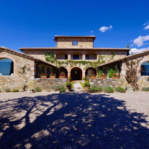Camparone Light by ArcenoRentalsClub Magnificent Chianti Villa Pool Concierge