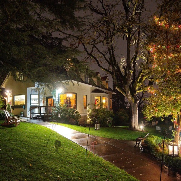 Campbell House Inn
