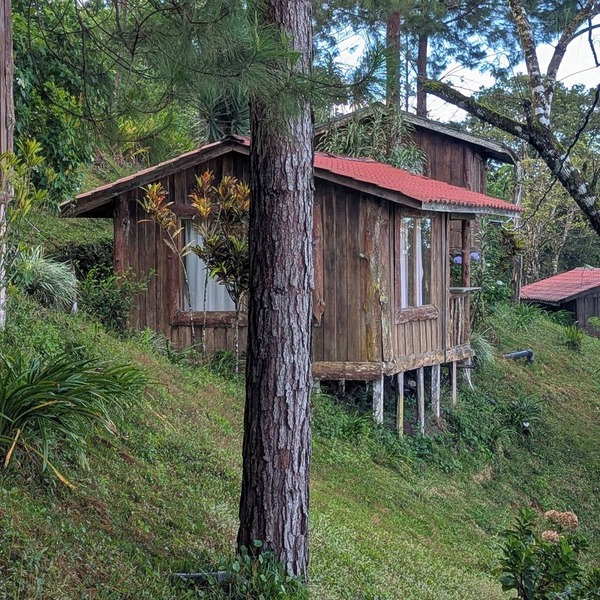 Campos de Oro Wilderness Lodge